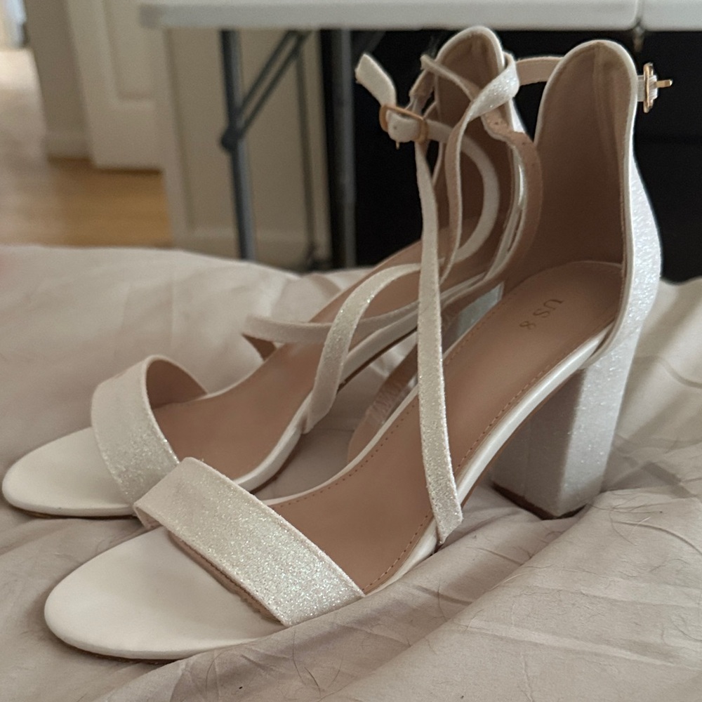 Glittery White Strappy Women's Sandals